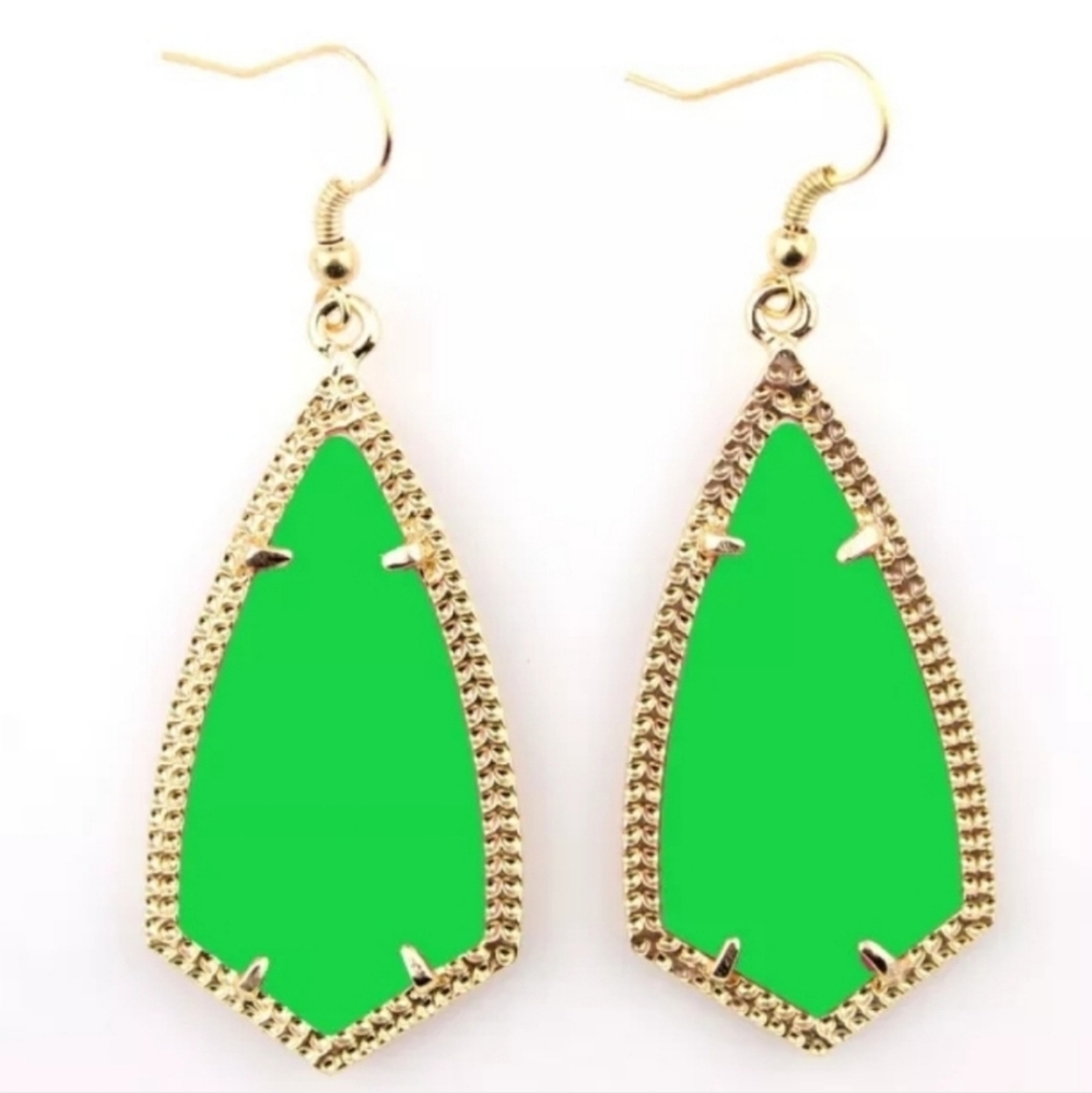 Chandelier Earrings Drop Down - Picture 2 of 5